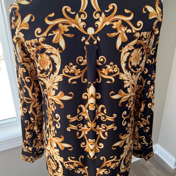 Black and gold tunic blouse - Picture 3 of 7
